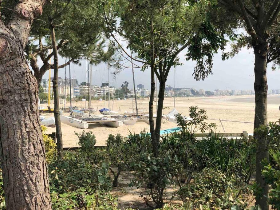 Appt Lumineux & Calme , Idealement Bien Situe , Velo A Disposition La Baule エクステリア 写真